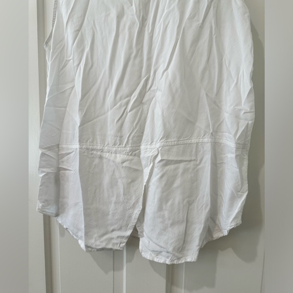 Beach Lunch Lounge white collared sleeveless blouse top - Picture 10 of 10